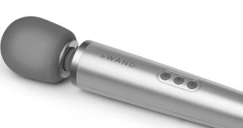 Review: Le Wand and Curve Attachment le wand vibrating massager